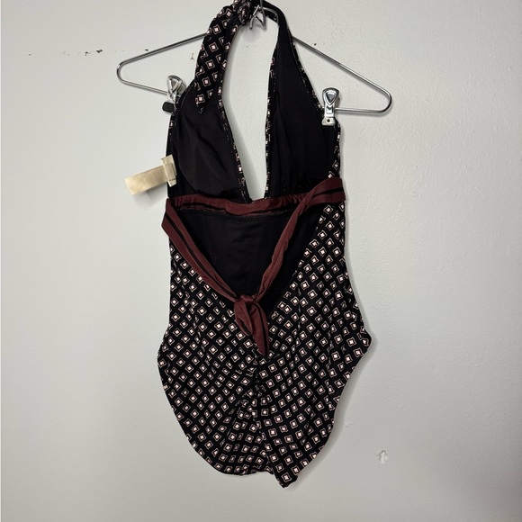 Kate Spade "doheny beach" one-piece swimsuit - Picture 5 of 9